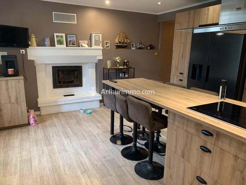 Maison - 171 m² - 7 pièces