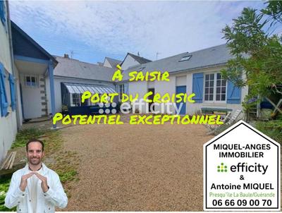 Maison - 182 m² - 8 pièces