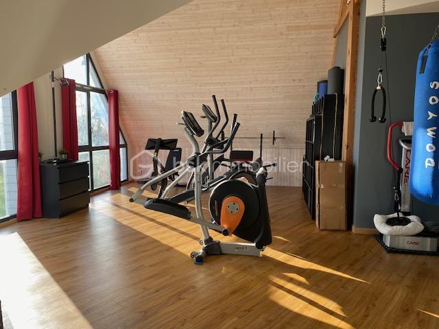 Maison - 262 m² - 8 pièces