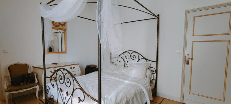 Maison - 280 m² - 8 pièces