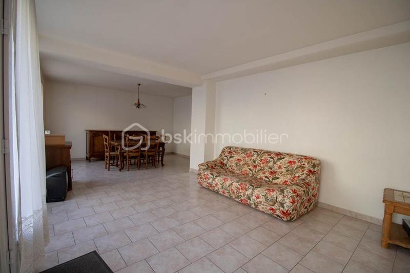 Immeuble - 167 m² - 6 pièces