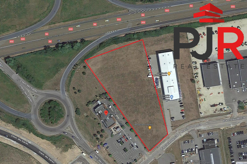 Local d'activités - 1 000 m²