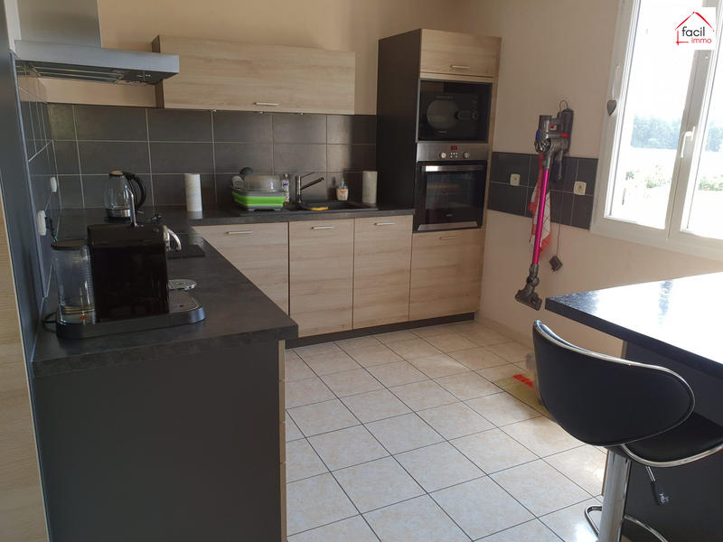 Maison - 88 m² - 5 pièces