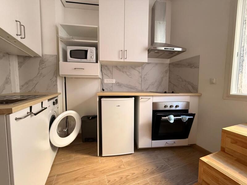 Studio - 15 m² - 1 pièce