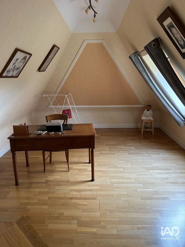 Maison - 195 m² - 5 pièces