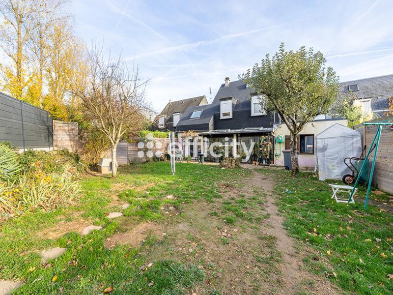 Maison - 131 m² - 7 pièces