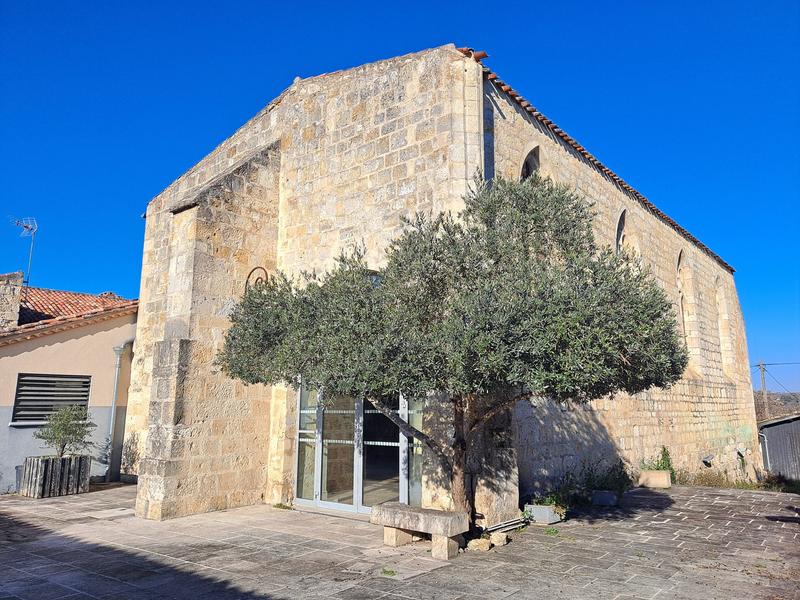 Maison - 718 m² - 8 pièces