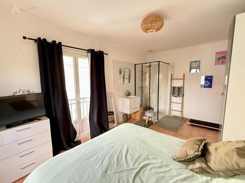 Maison de village - 80 m² - 4 pièces