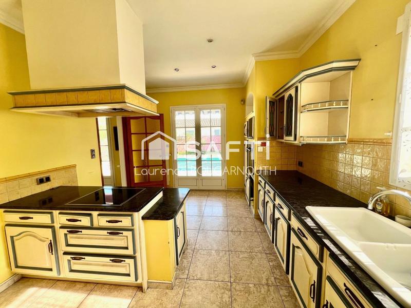 Maison - 138 m² - 5 pièces