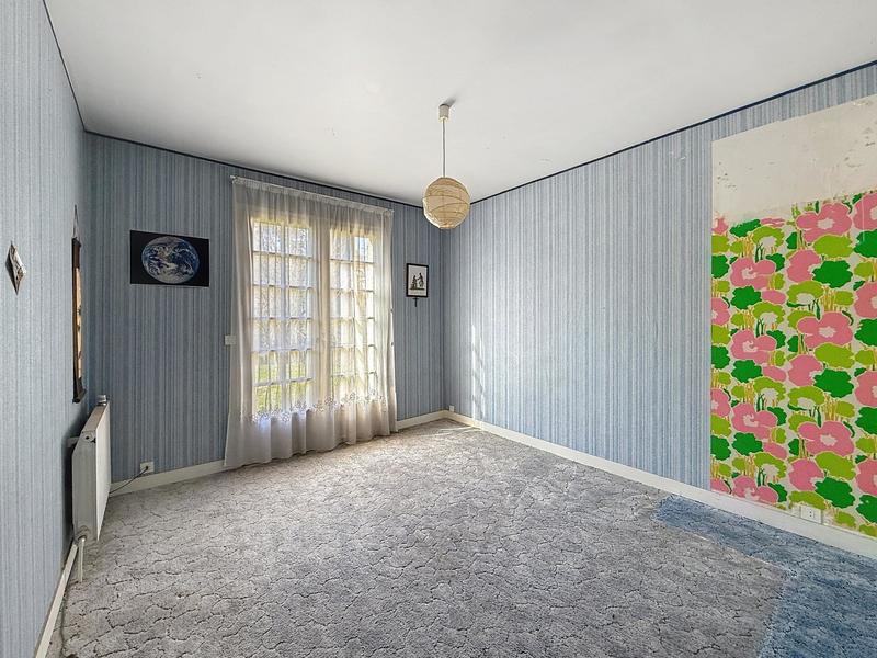 Maison - 222 m² - 7 pièces