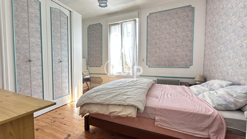 Maison - 142 m² - 7 pièces