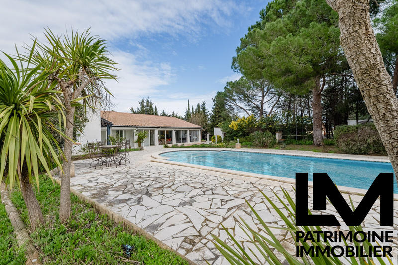 Villa - 195 m² - 7 pièces