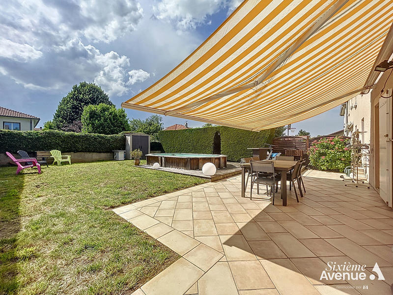 Maison - 111 m² - 6 pièces