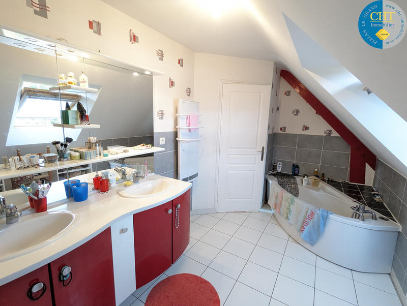 Maison - 120 m² - 6 pièces