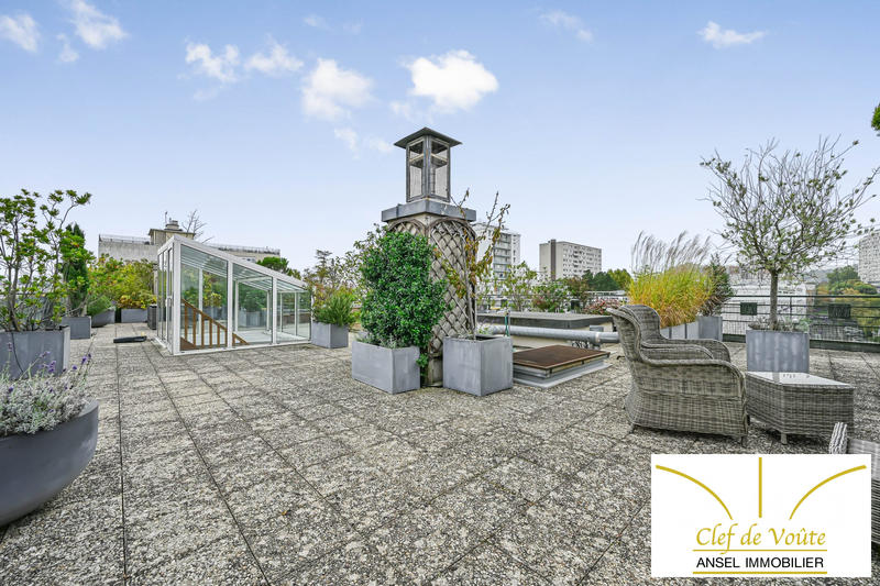 Appartement - 129 m² - 5 pièces