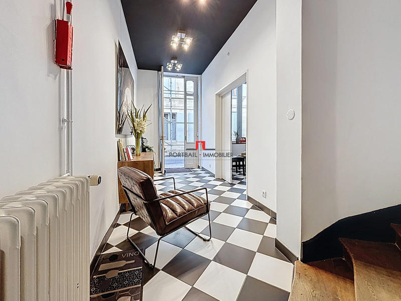 Maison - 160 m² - 5 pièces