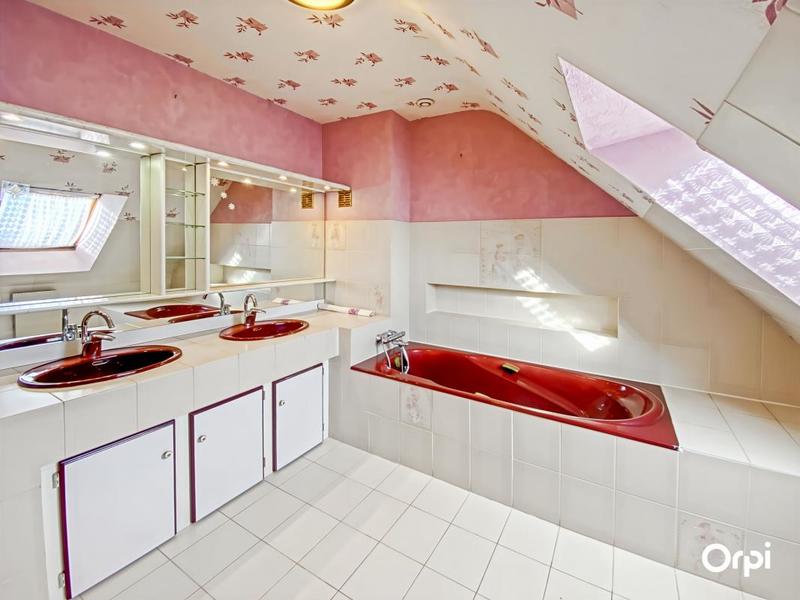 Maison - 119 m² - 6 pièces