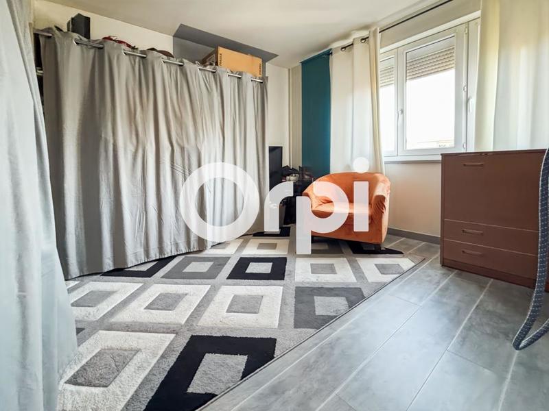 Maison - 96 m² - 4 pièces