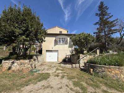 Maison - 143 m² - 5 pièces