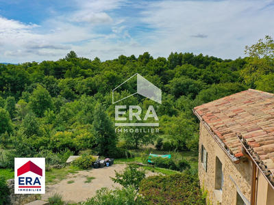 Maison - 167 m² - 7 pièces