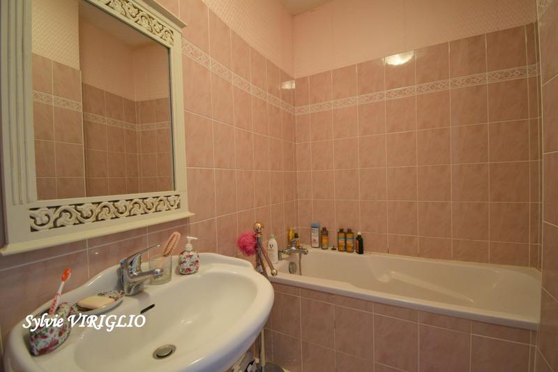 Maison - 155 m² - 6 pièces