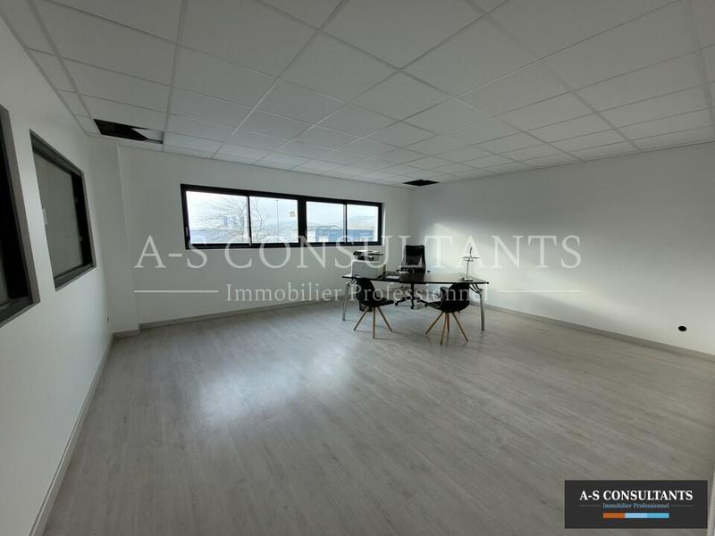 Local d'activité / Entrepôt - 760 m²