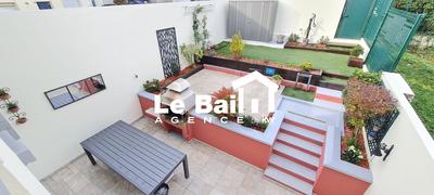 Maison - 103 m² - 5 pièces