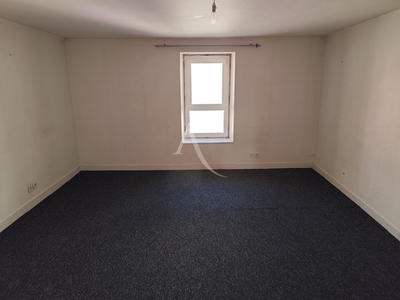 Local commercial - 86 m² - 5 pièces