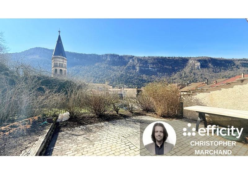 Maison - 102 m² - 4 pièces