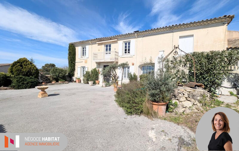 Maison - 190 m² - 8 pièces