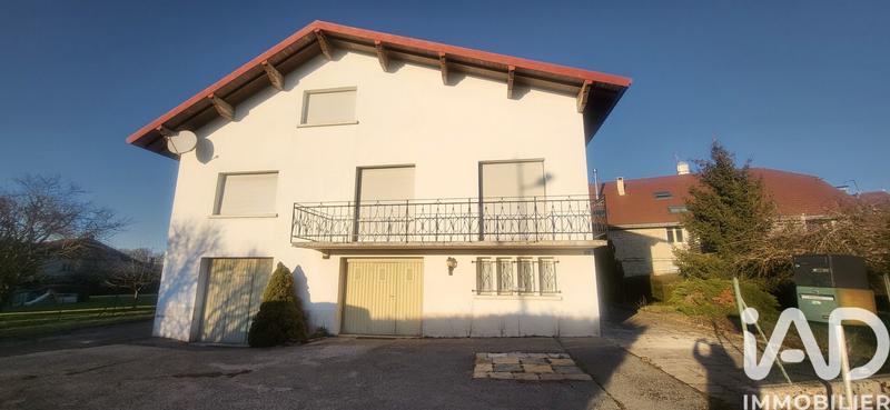 Maison - 182 m² - 8 pièces