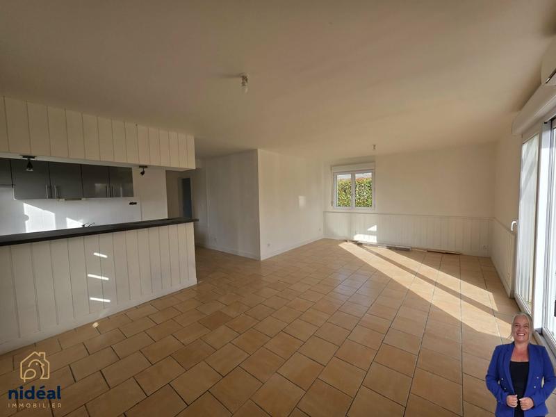 Maison - 80 m² - 5 pièces