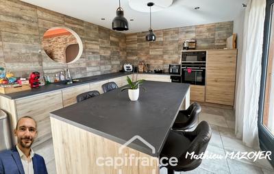 Maison - 130 m² - 5 pièces