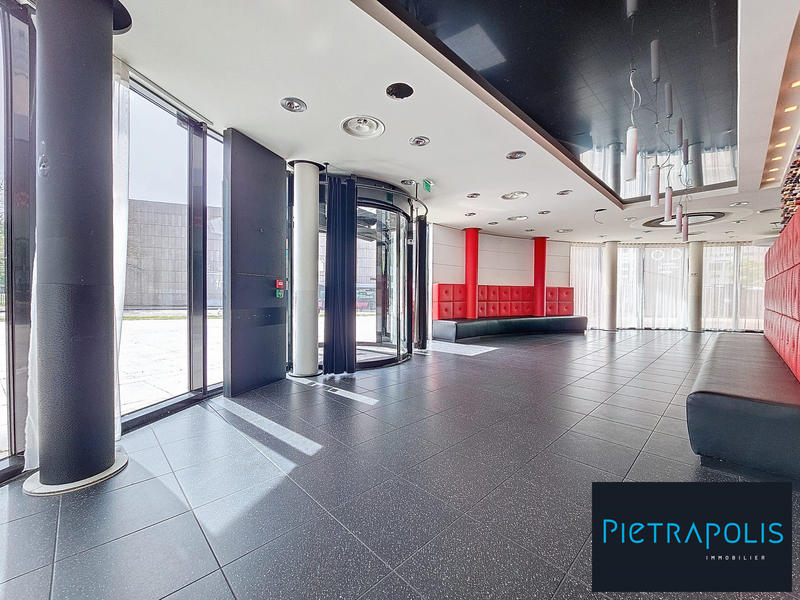 Local commercial - 263 m²