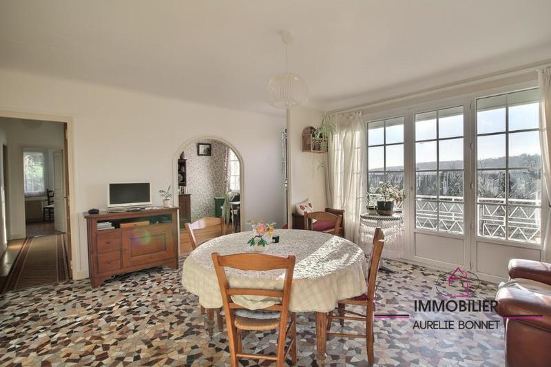 Maison - 104 m² - 6 pièces