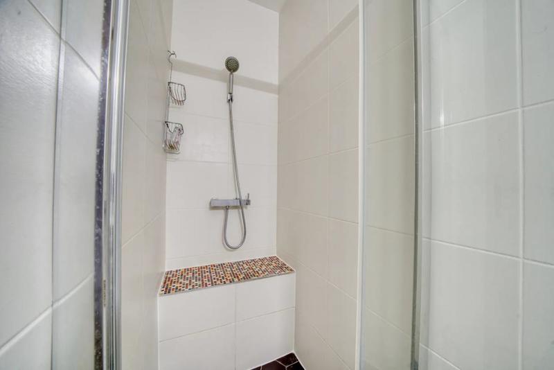 Maison - 271 m² - 10 pièces