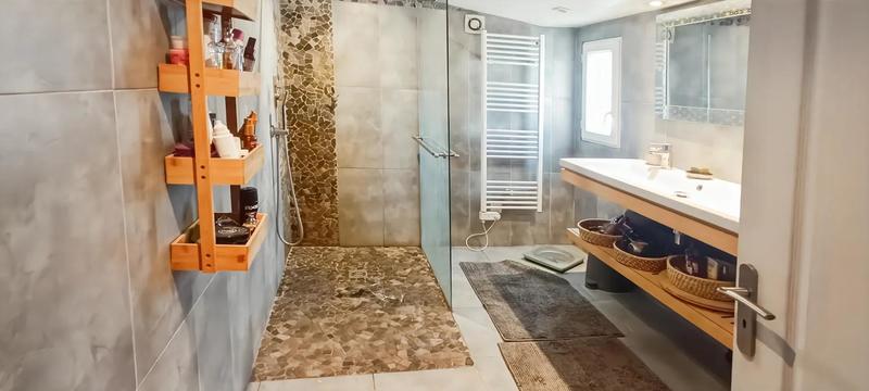 Maison - 168 m² - 5 pièces