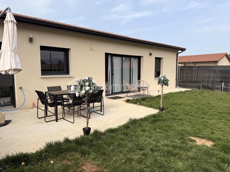 Maison - 100 m² - 4 pièces