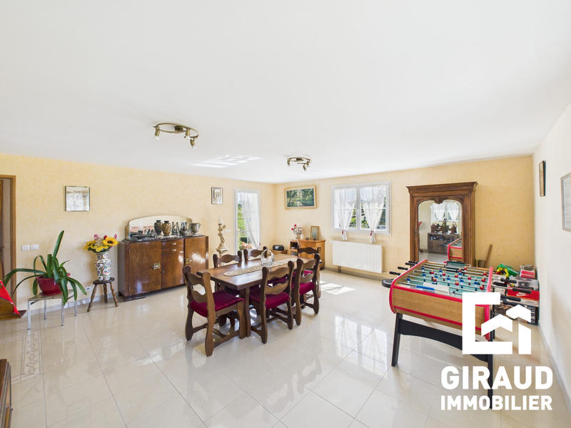 Maison - 125 m² - 6 pièces