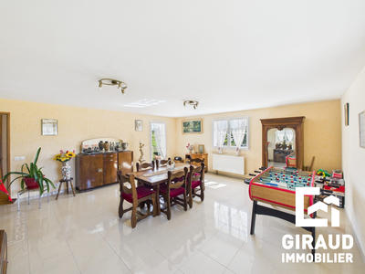 Maison - 125 m² - 6 pièces