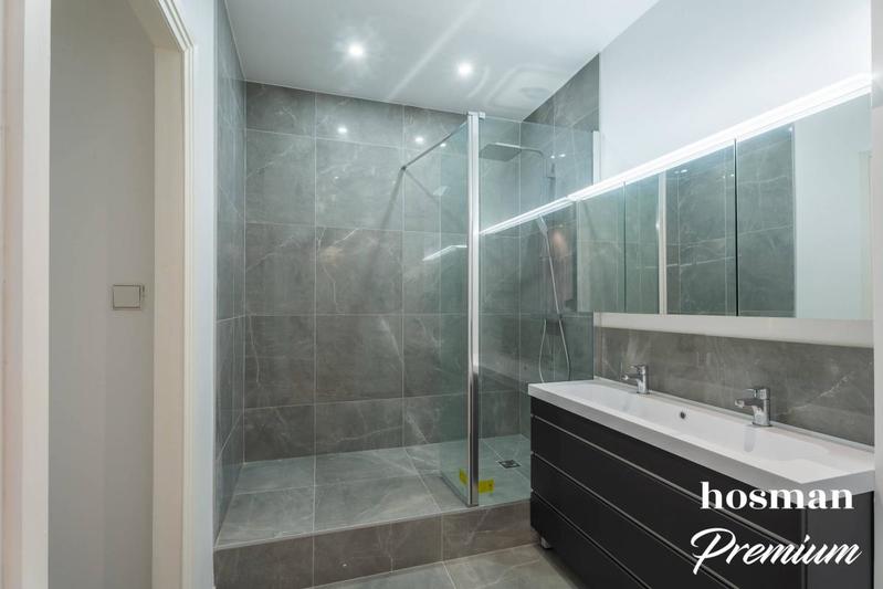 Appartement - 152 m² - 5 pièces