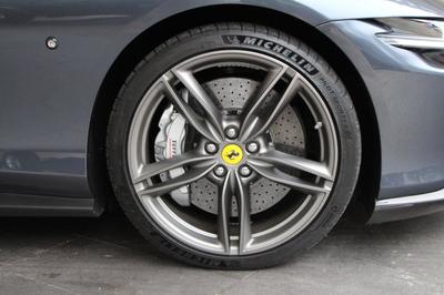 Ferrari Roma V8 620ch