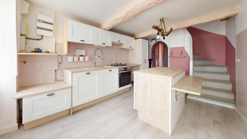 Maison de village - 81 m² - 6 pièces