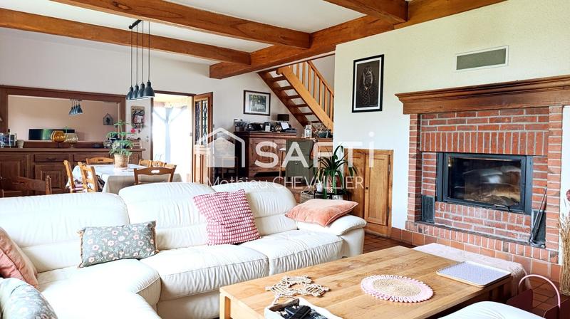 Maison - 163 m² - 8 pièces