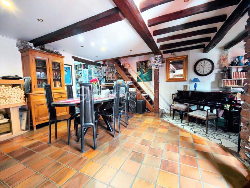 Maison de ville - 183 m² - 8 pièces