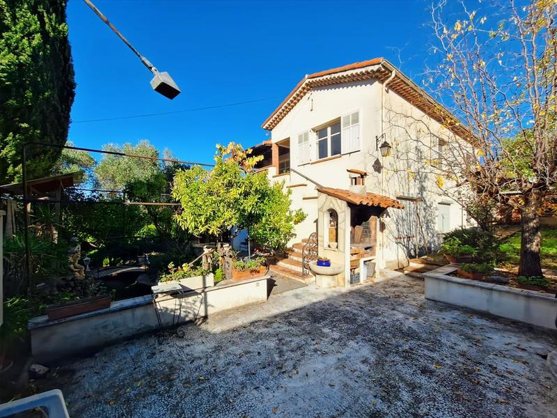 Villa - 175 m² - 7 pièces