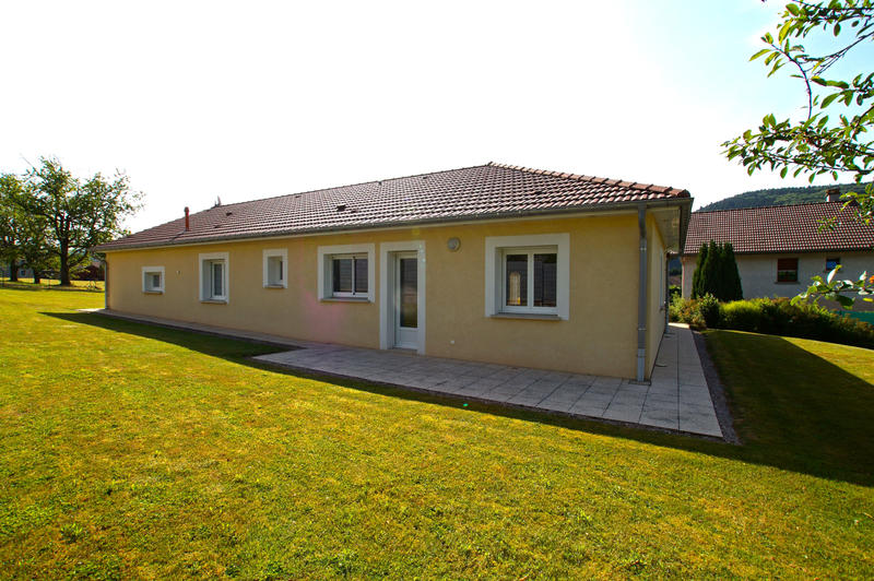 Maison - 102 m² - 4 pièces