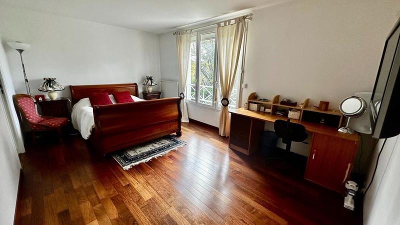 Maison - 172 m² - 7 pièces