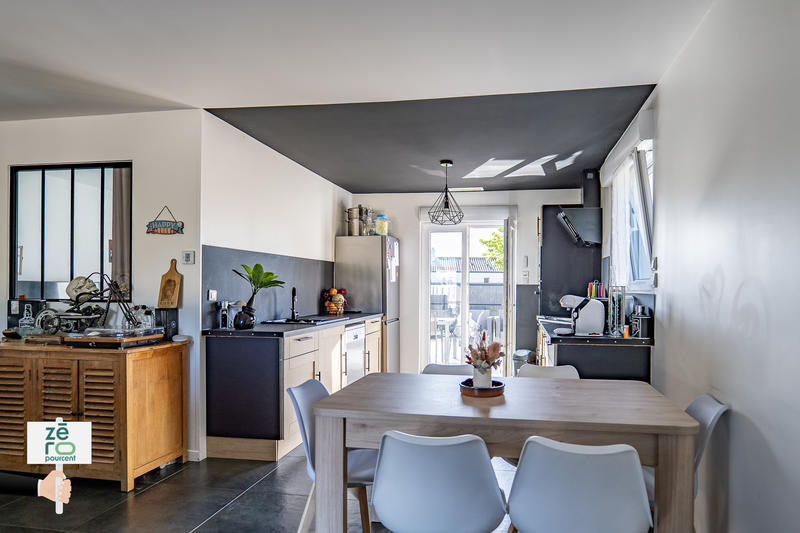 Maison - 83 m² - 4 pièces