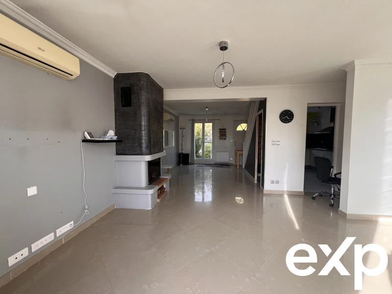 Maison - 84 m² - 5 pièces